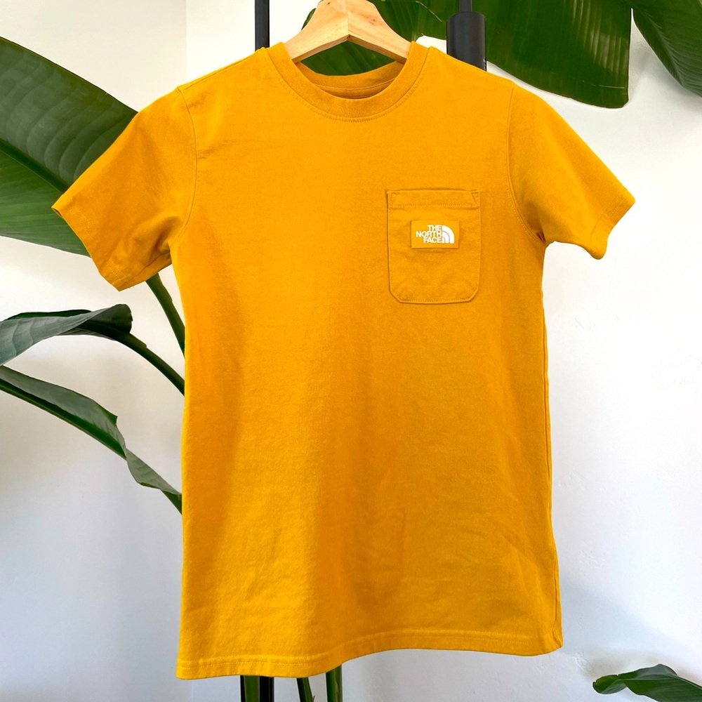 The North Face Heritage Patch Pocket Women’s Tee